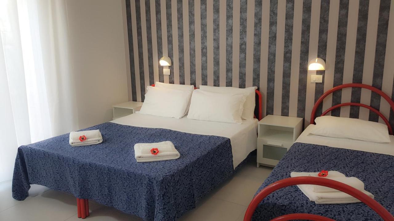 Hotel Duca di Kent Cesenatico Esterno foto