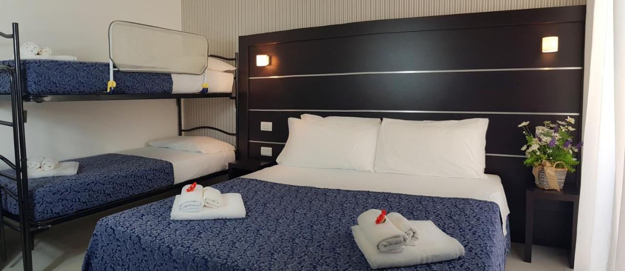 Hotel Duca di Kent Cesenatico Esterno foto