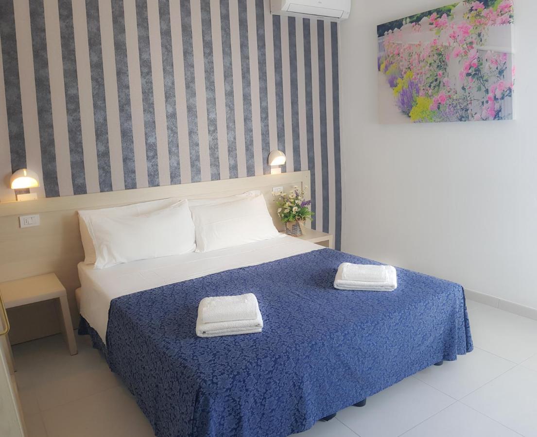 Hotel Duca di Kent Cesenatico Esterno foto