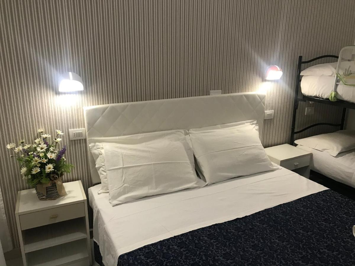 Hotel Duca di Kent Cesenatico Esterno foto