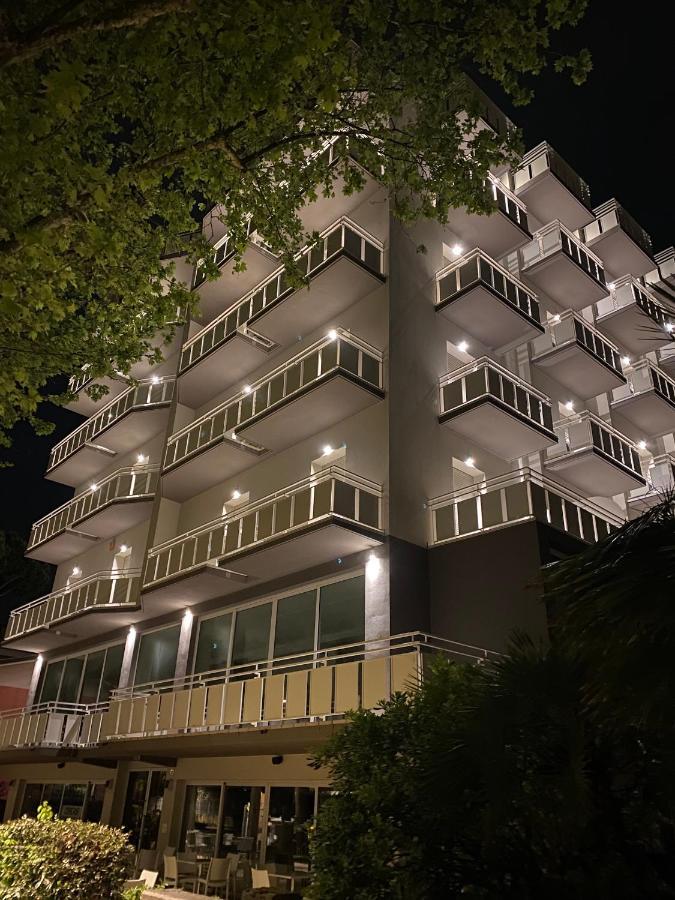Hotel Duca di Kent Cesenatico Esterno foto