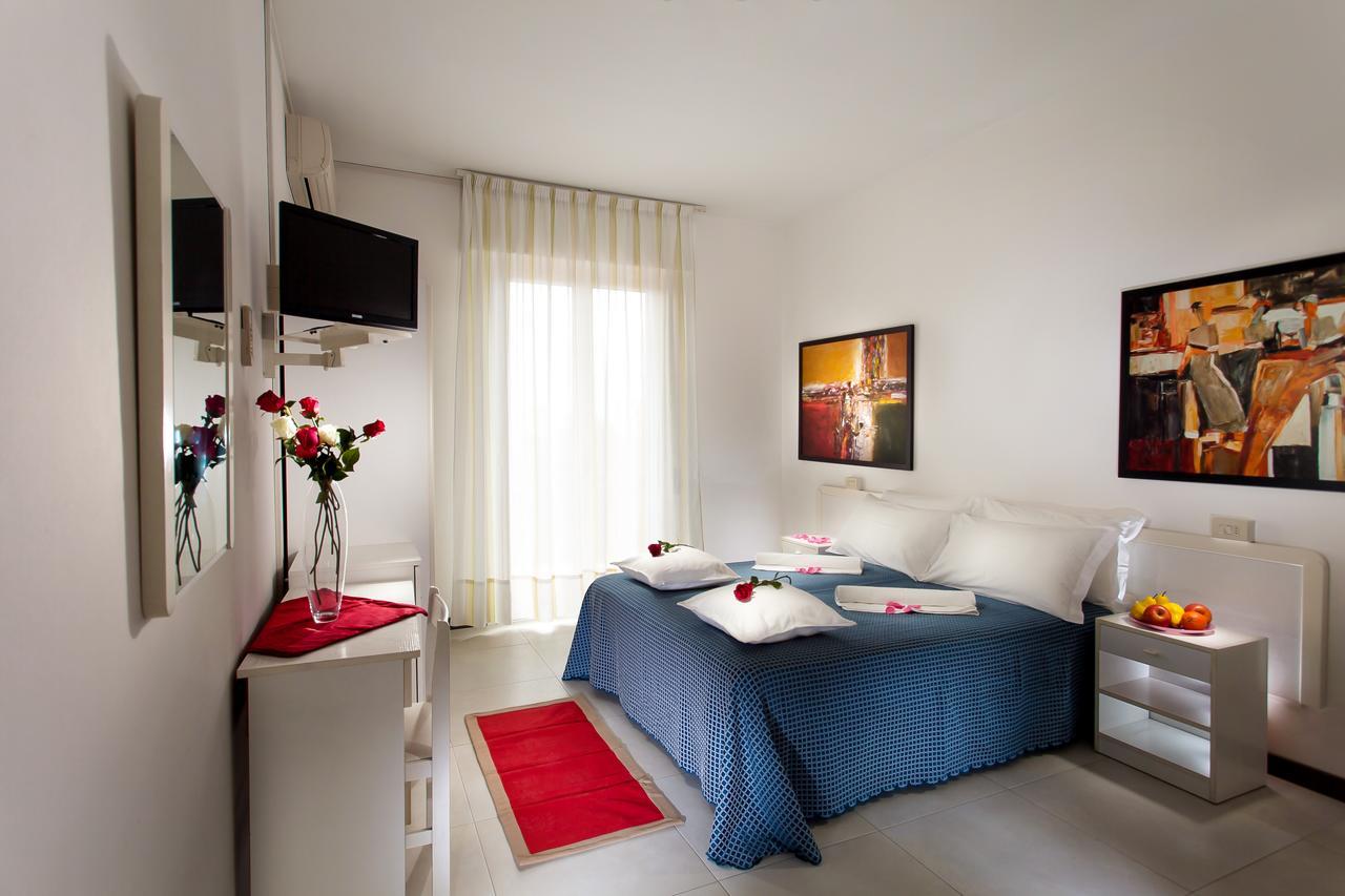 Hotel Duca di Kent Cesenatico Esterno foto